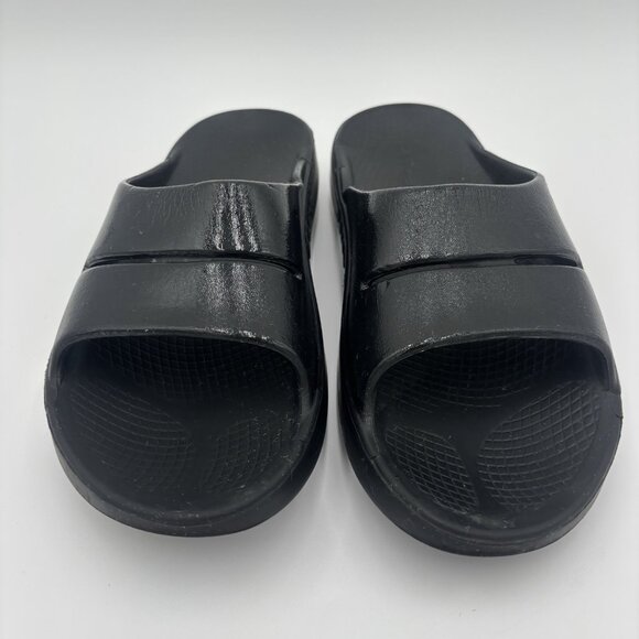 OOFOS OOahh Luxe Slides Black Slip On Comfort Recovery Sandals Women's Size 9 - Picture 9 of 9